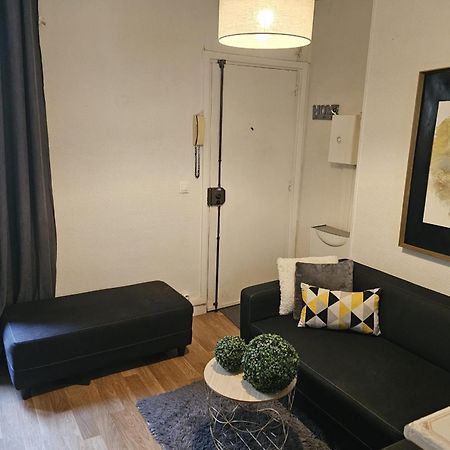 Cozy Apartment In The Heart Of The 10Th Paris Exteriör bild